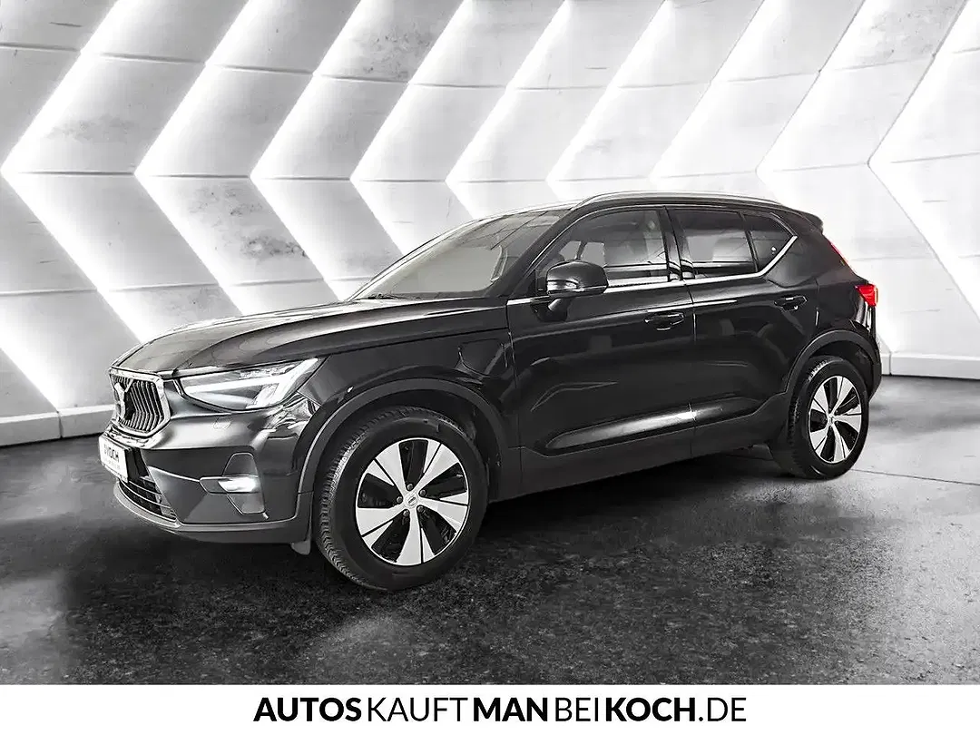 Volvo XC40 T4 Recharge - Thumbnail 1