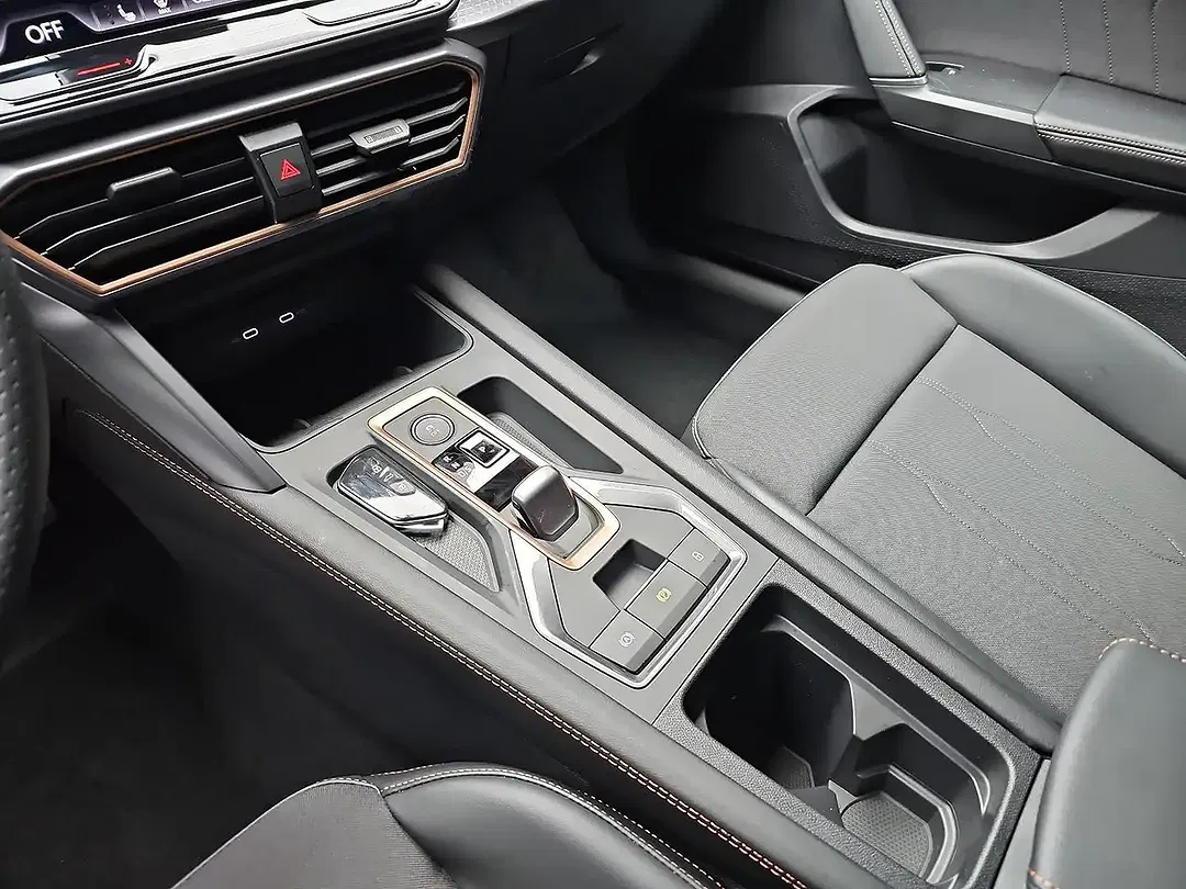 CUPRA Formentor 1.5 PHEV DSG - Thumbnail 12