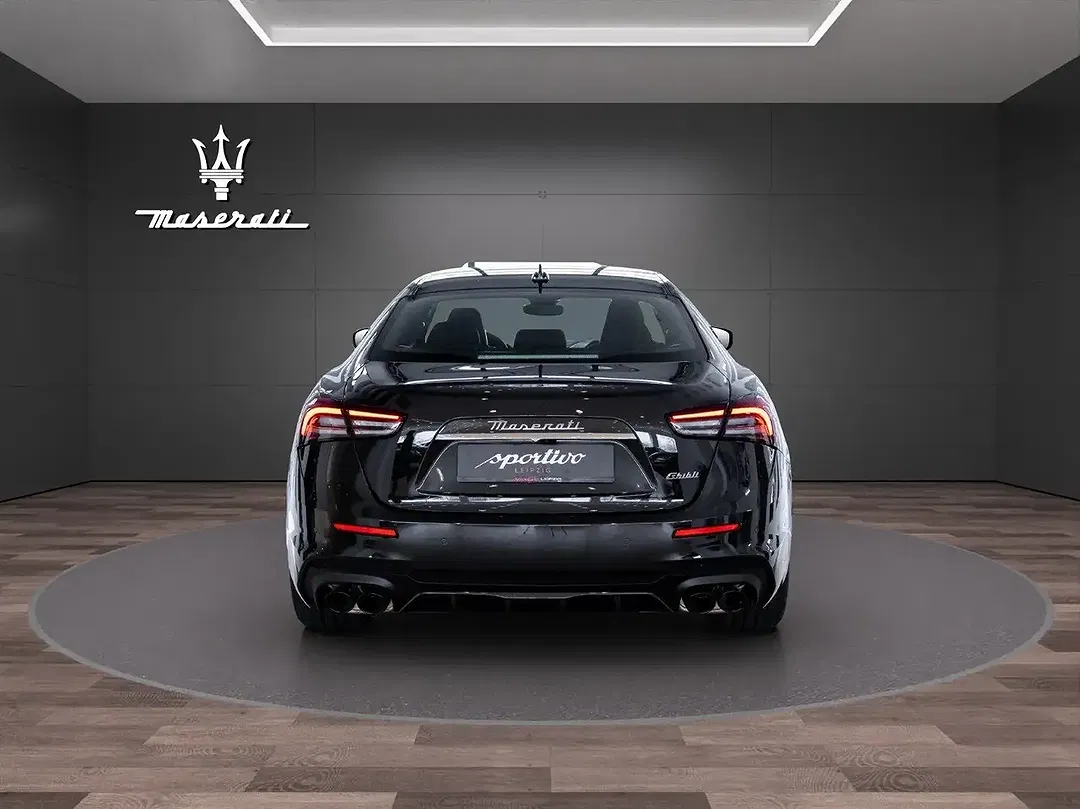 Maserati Ghibli Trofeo - Thumbnail 5