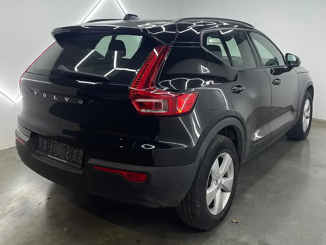 Volvo XC40 T2 1.5 Core - Thumbnail 4