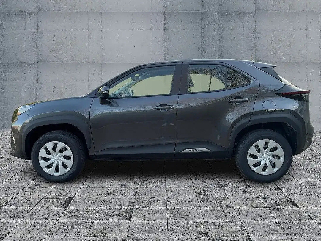 Toyota Yaris Cross 1.5 Hybrid Business Edition - Thumbnail 3