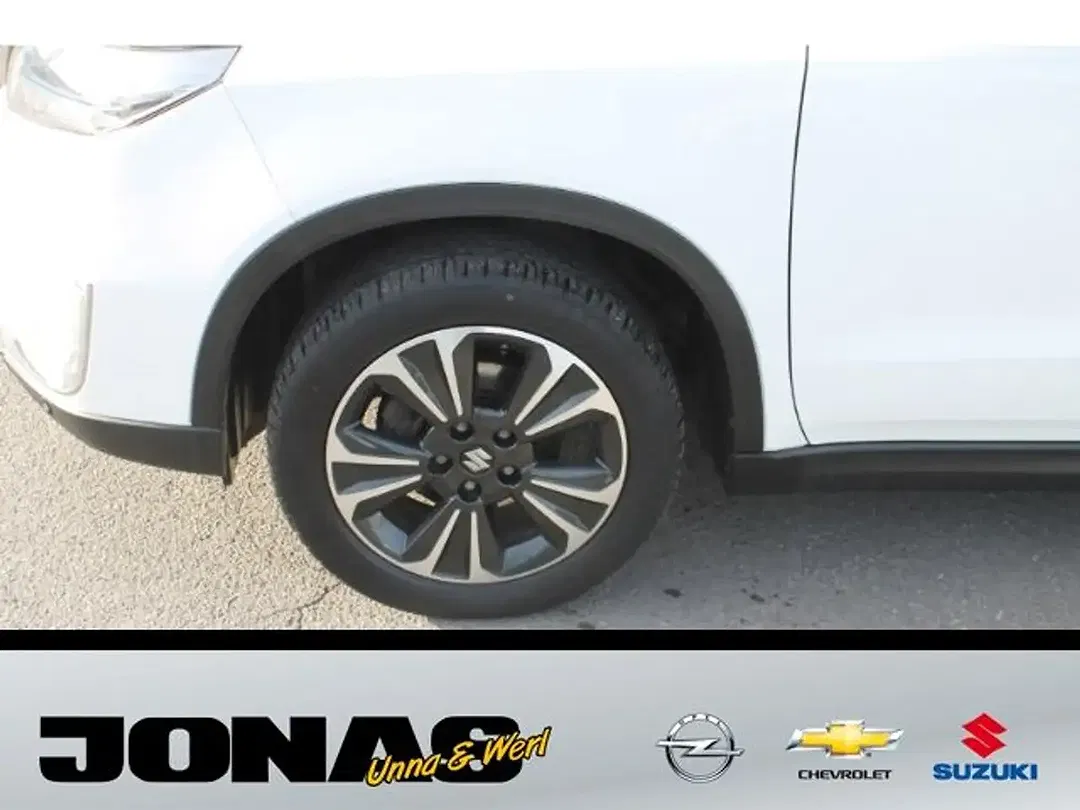 Suzuki Vitara MHEV 1.4 Comfort+ - Thumbnail 8