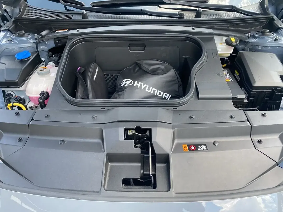 Hyundai IONIQ 6 TECHNIQ - Thumbnail 6