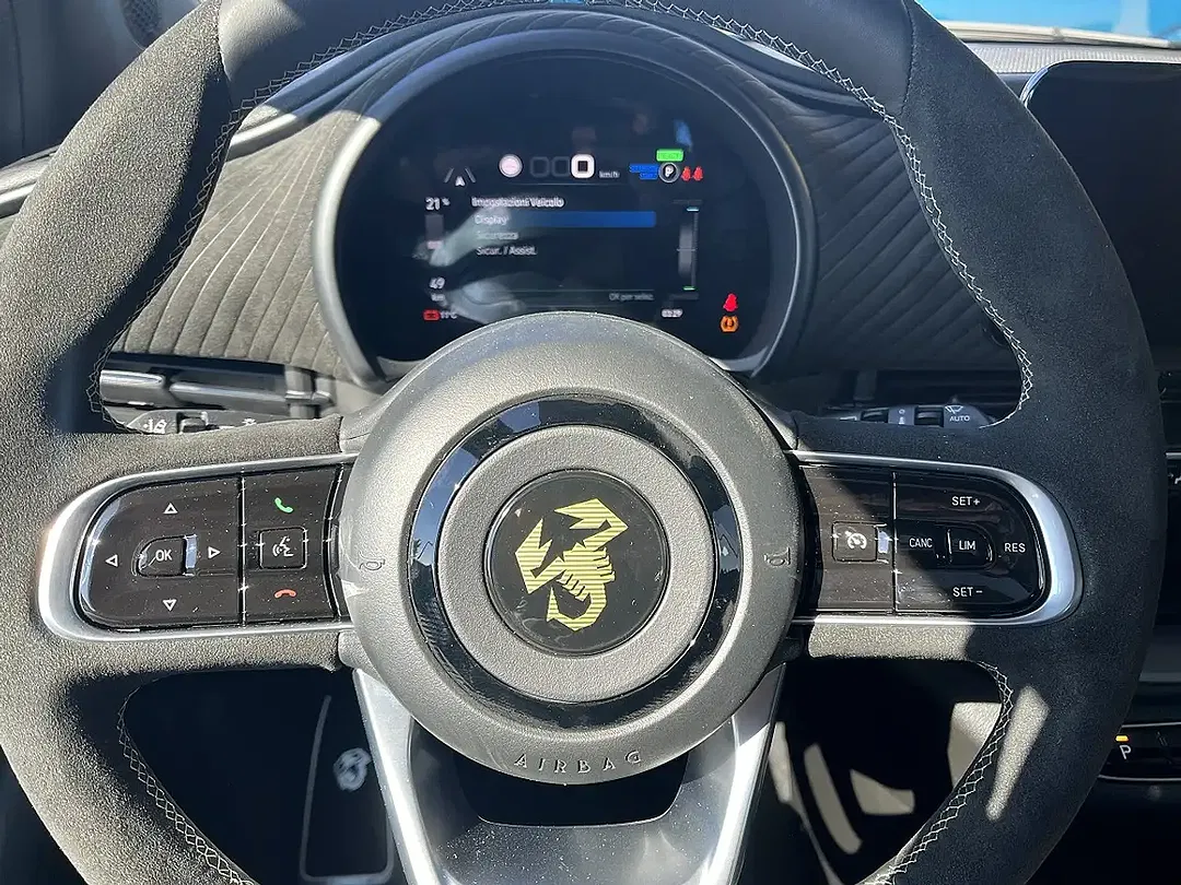 Abarth 500e Turismo - Thumbnail 5