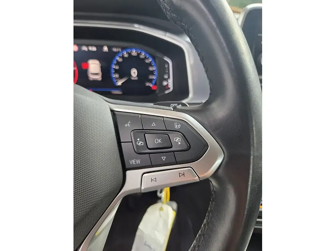 Volkswagen T-Roc 4Motion Style - Thumbnail 11
