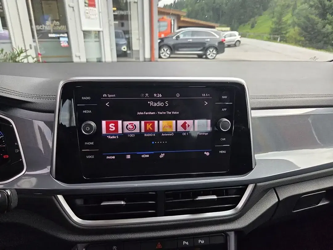 Volkswagen T-Roc 4Motion Style - Thumbnail 13