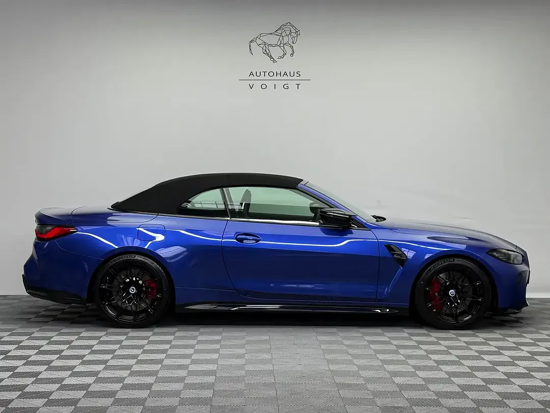 BMW M4 xDrive Competition - Thumbnail 3