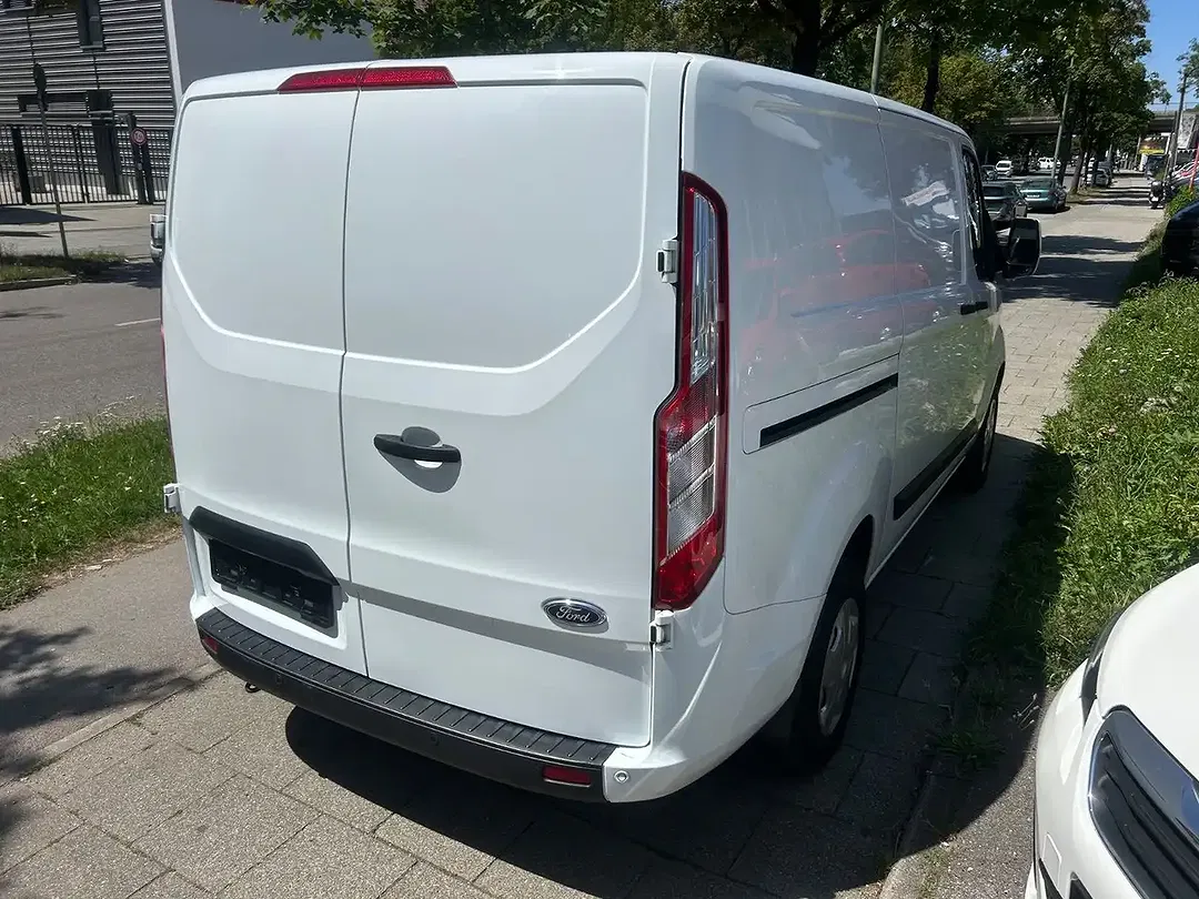 Ford Transit Custom - Thumbnail 8