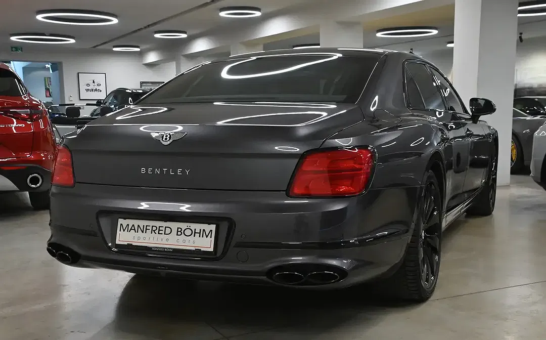 Bentley Flying Spur Hybrid Mulliner - Thumbnail 14