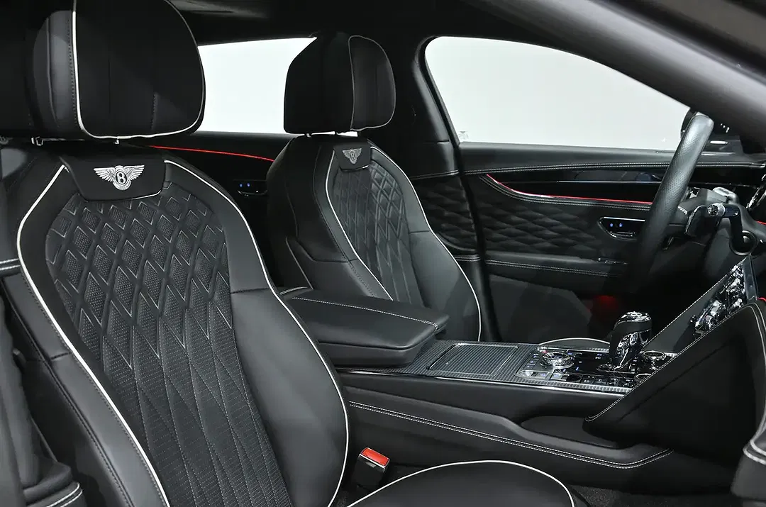 Bentley Flying Spur Hybrid Mulliner - Thumbnail 9