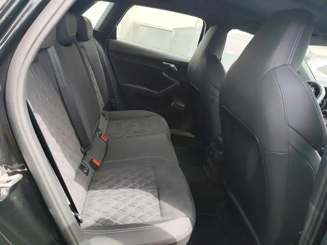 Audi A3 Sportback S line - Thumbnail 8