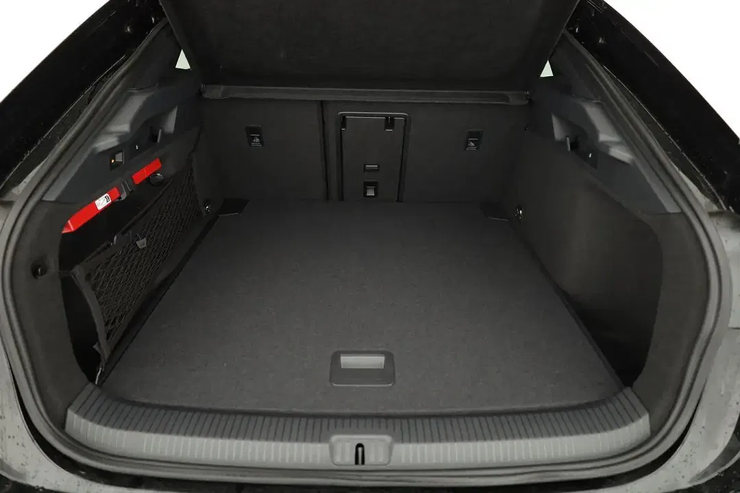 Volkswagen ID.7 Pro Black Edition - Thumbnail 11