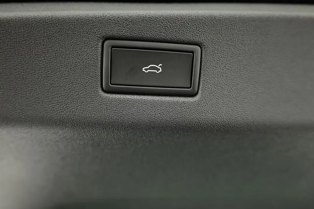 Volkswagen ID.7 Pro Black Edition - Thumbnail 12