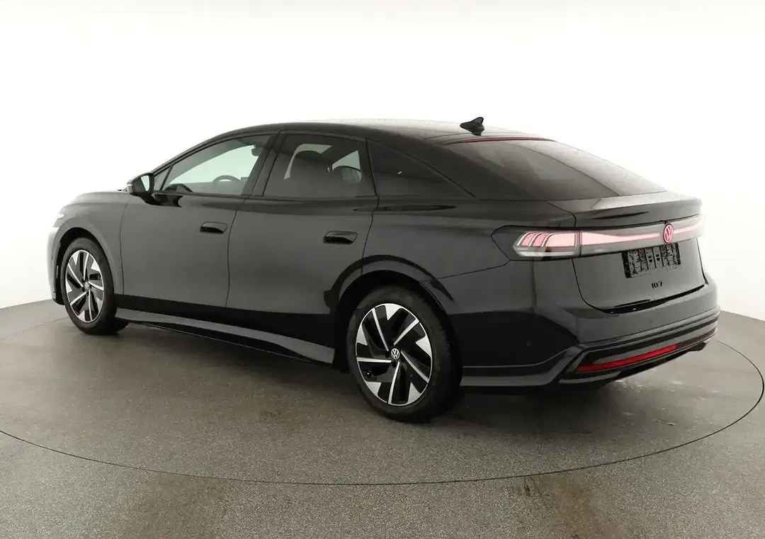 Volkswagen ID.7 Pro Black Edition - Thumbnail 3