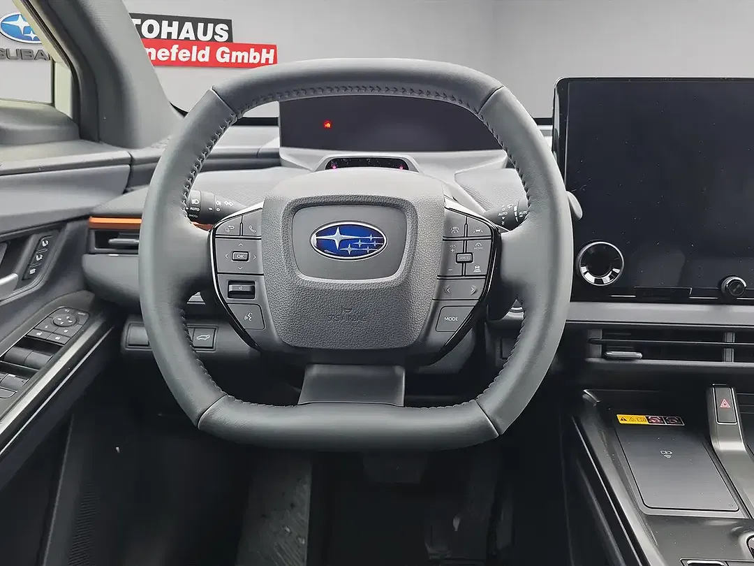 Subaru Uncharted AWD Platinum - Thumbnail 12