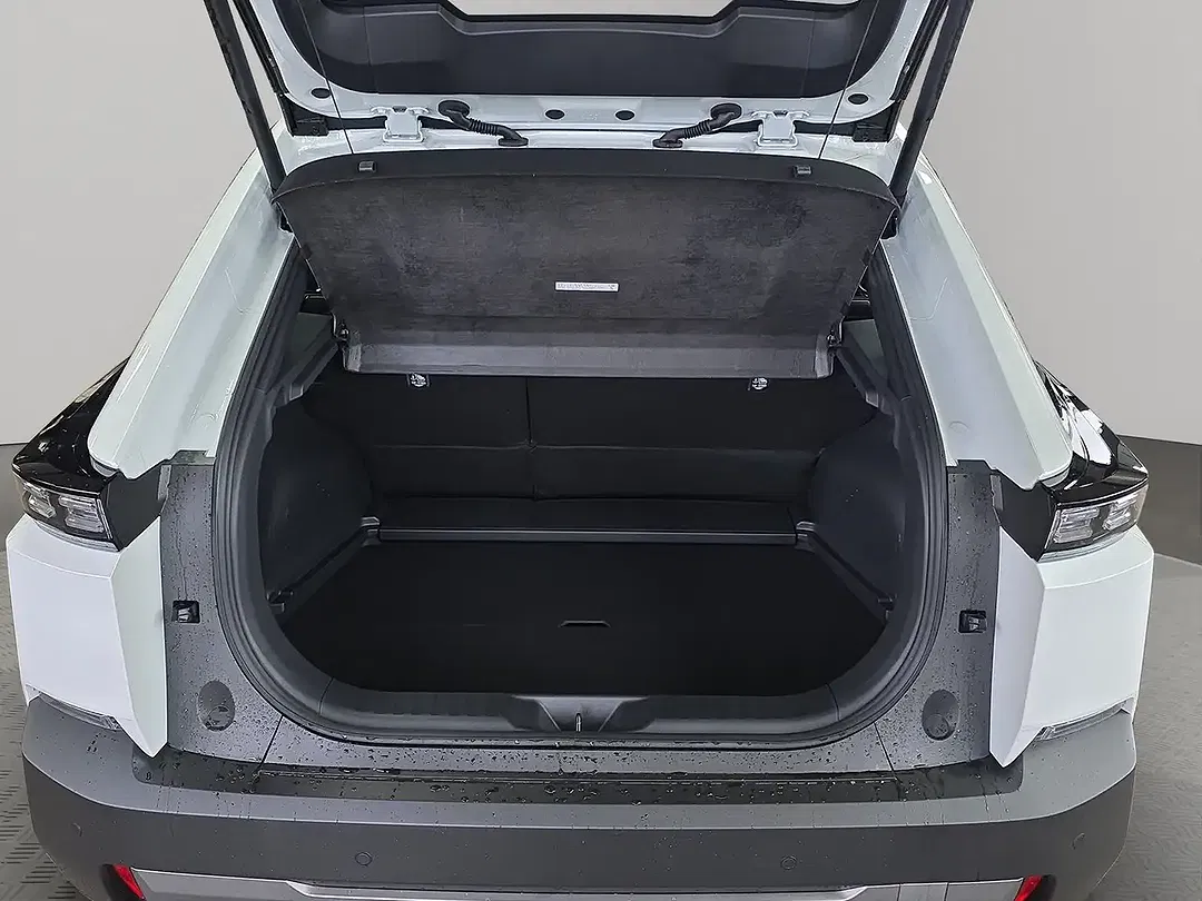 Subaru Uncharted AWD Platinum - Thumbnail 6