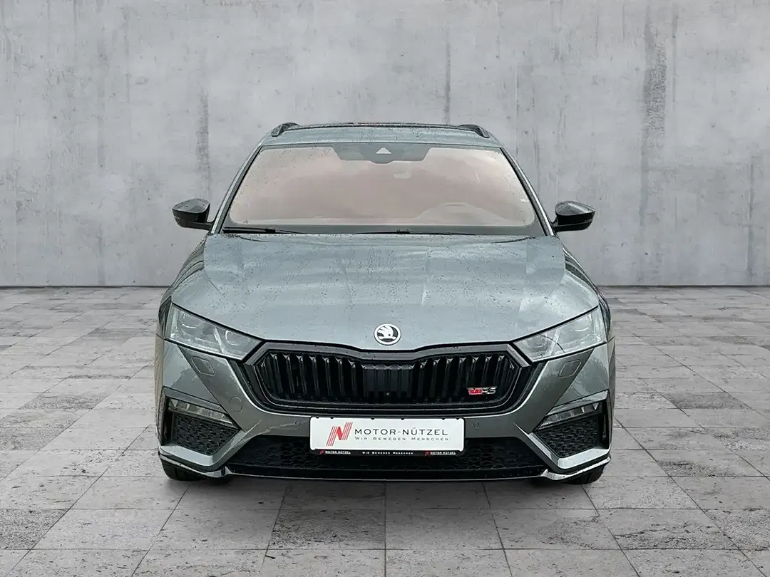 Skoda Octavia 1.4 TSI iV vRS Combi - foto 2