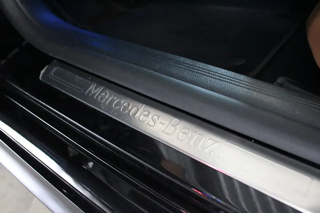 Mercedes-Benz E 220 4MATIC Avantgarde - Thumbnail 8