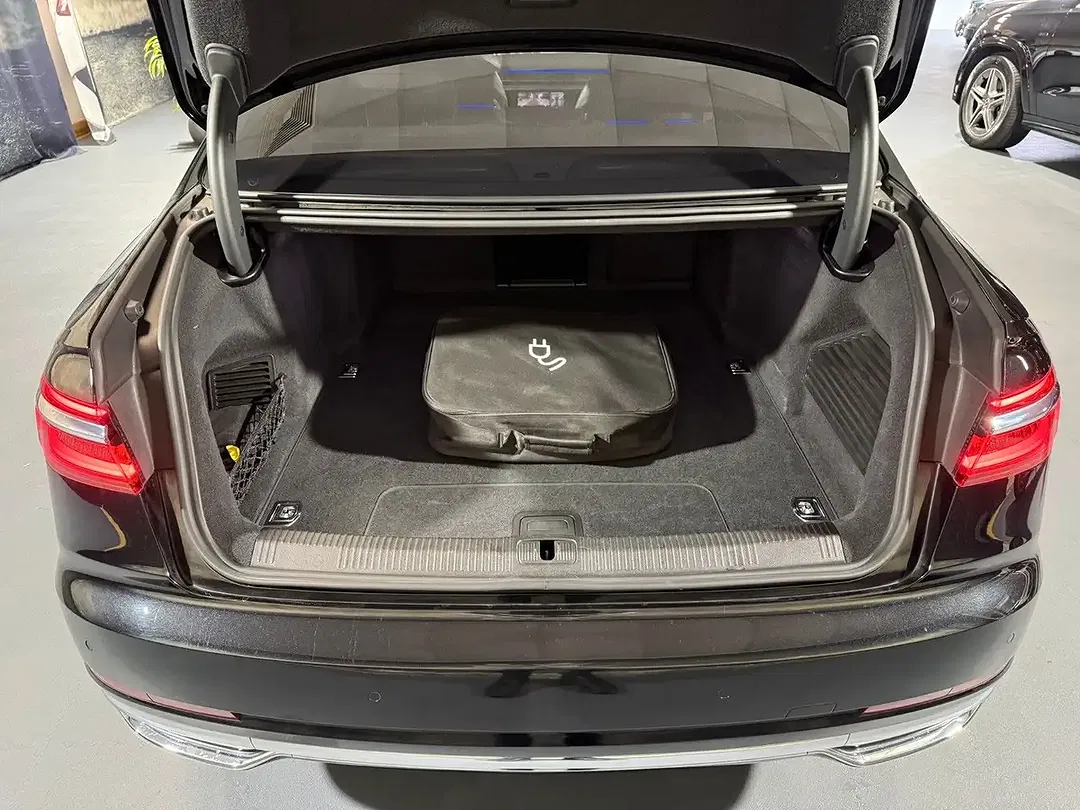 Audi A8 60 TFSI e quattro - Thumbnail 6