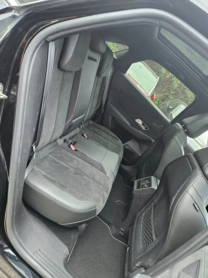 DS Automobiles DS 7 Crossback - foto 15
