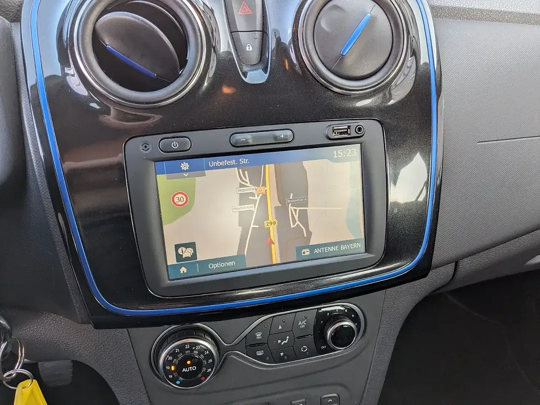 Dacia Sandero dCi Celebration Stepway - Thumbnail 8