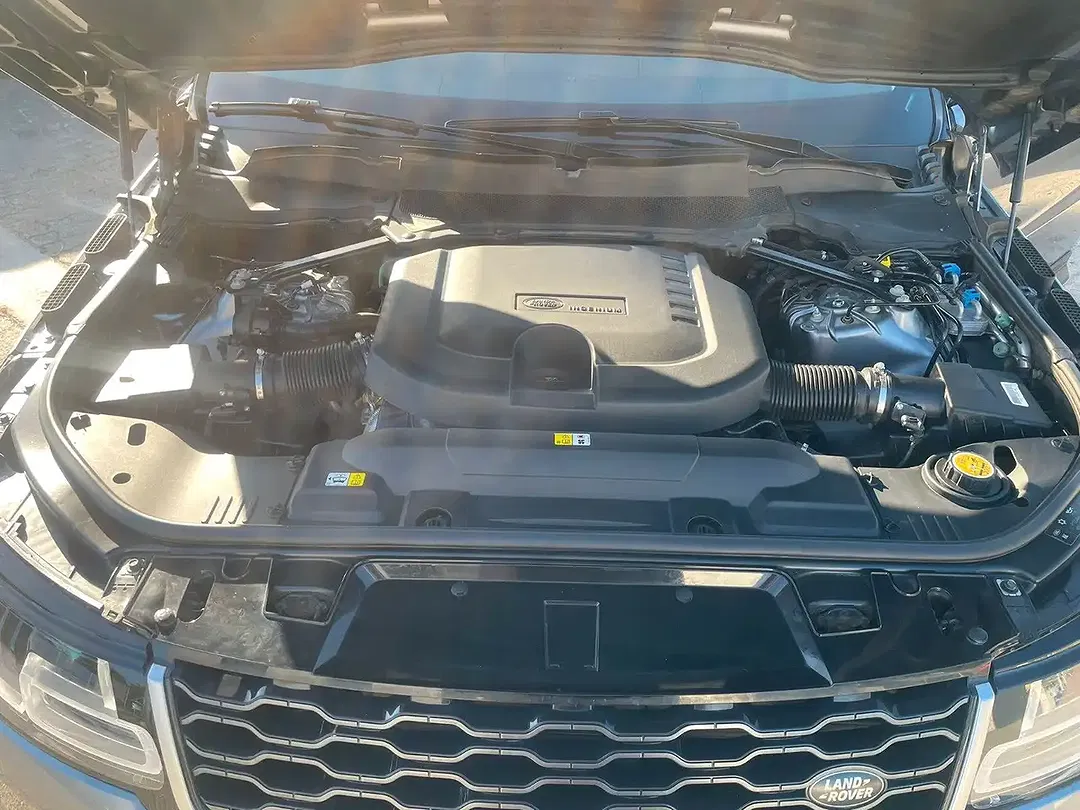 Land Rover Range Rover Sport - Thumbnail 12