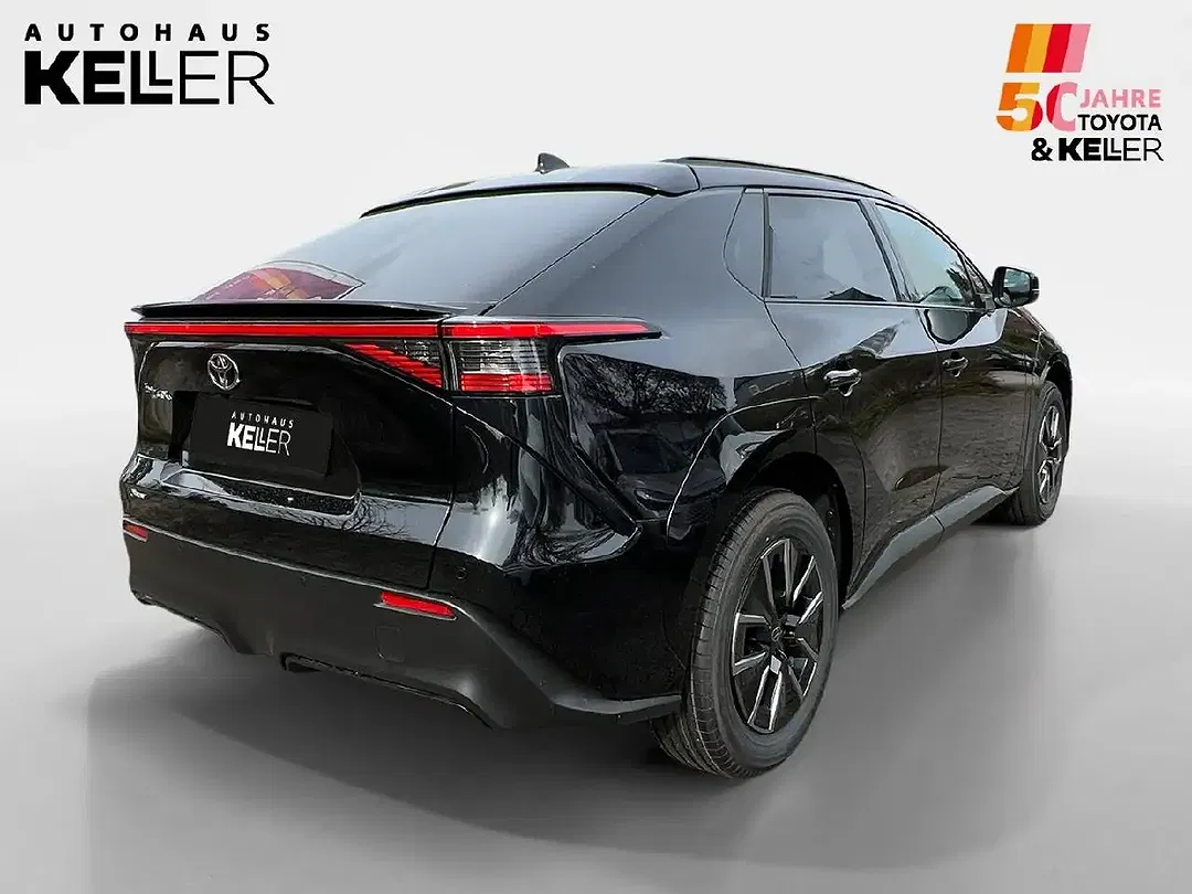 Toyota bZ4X Teamplayer - Thumbnail 5