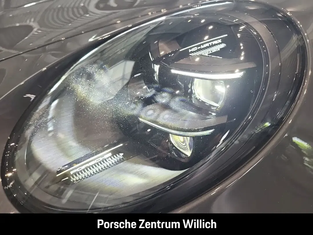 Porsche 992 Carrera 4 GTS Cabriolet - Thumbnail 14