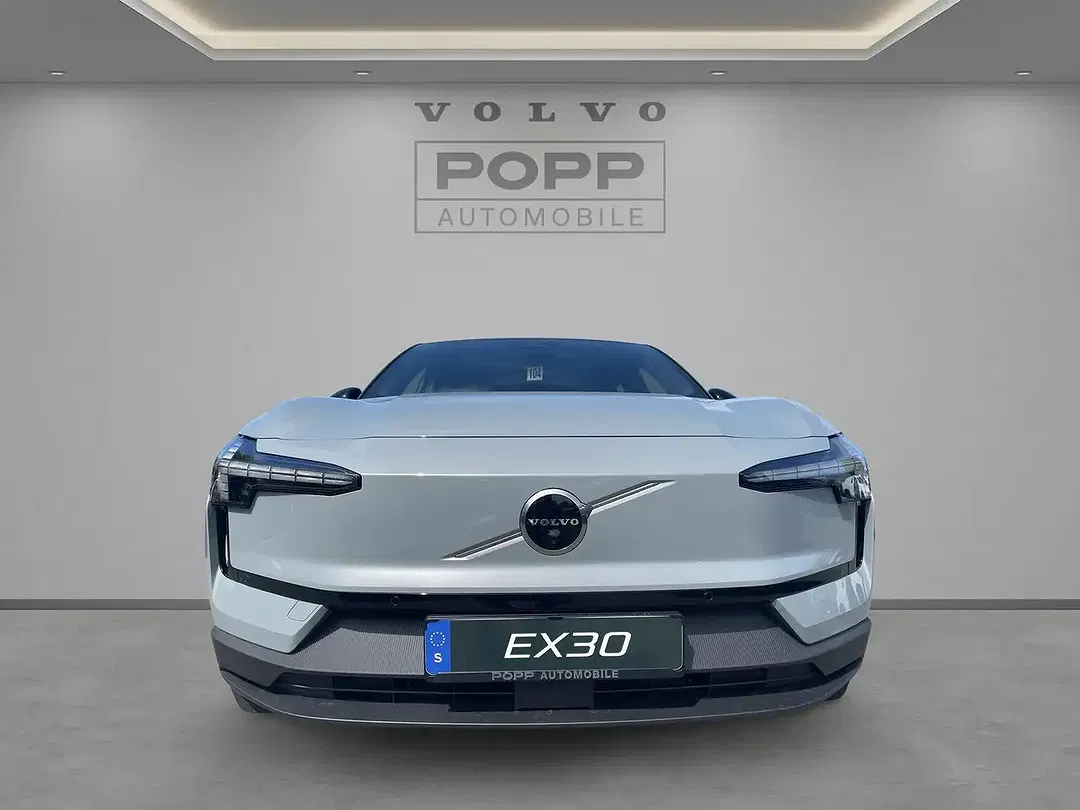Volvo EX30 AWD Twin Motor Ultra - Thumbnail 8