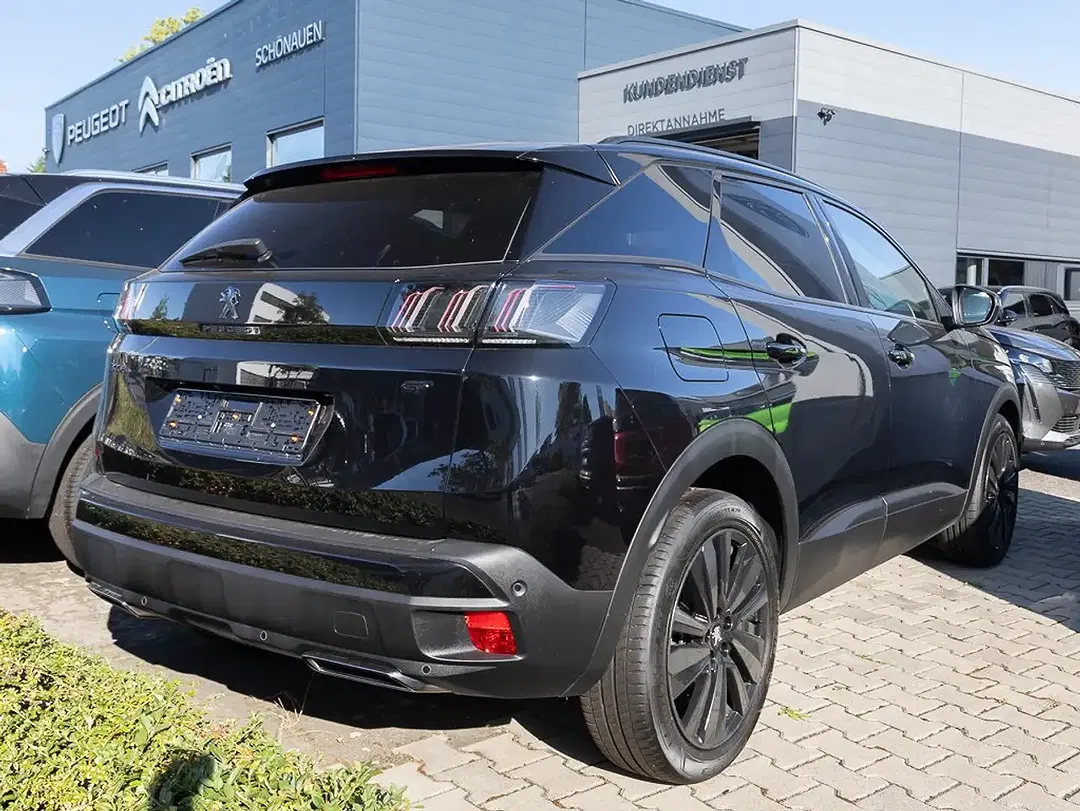 Peugeot 3008 130 PureTech GT - Thumbnail 2