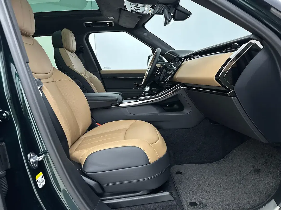 Land Rover Range Rover Sport P530 4x4 Autobiography - Thumbnail 3