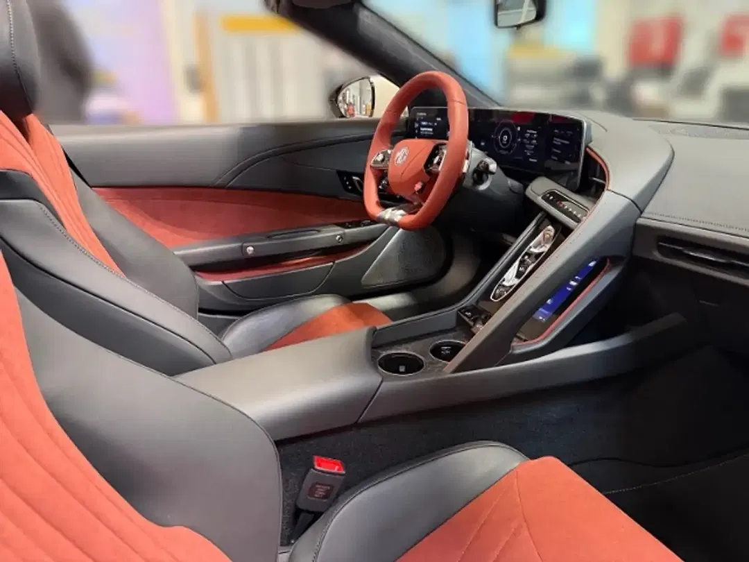 MG Cyberster AWD Xpower - Thumbnail 13