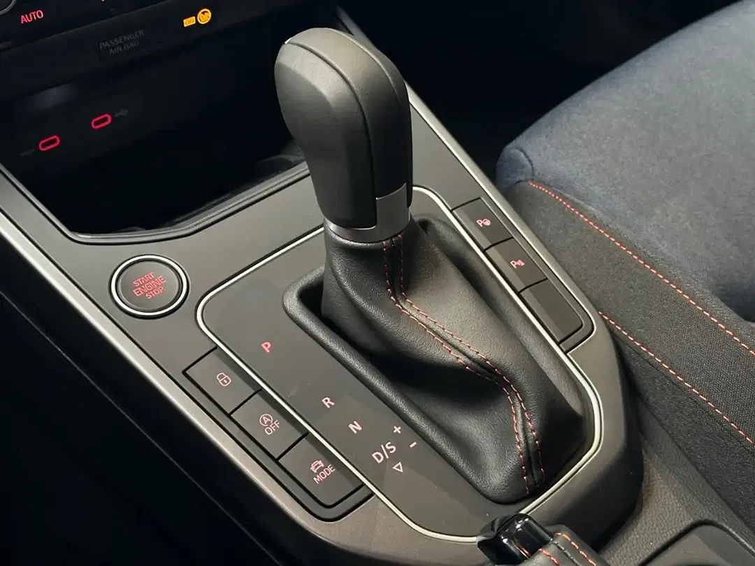 SEAT Arona 1.5 TSI DSG FR - Thumbnail 11