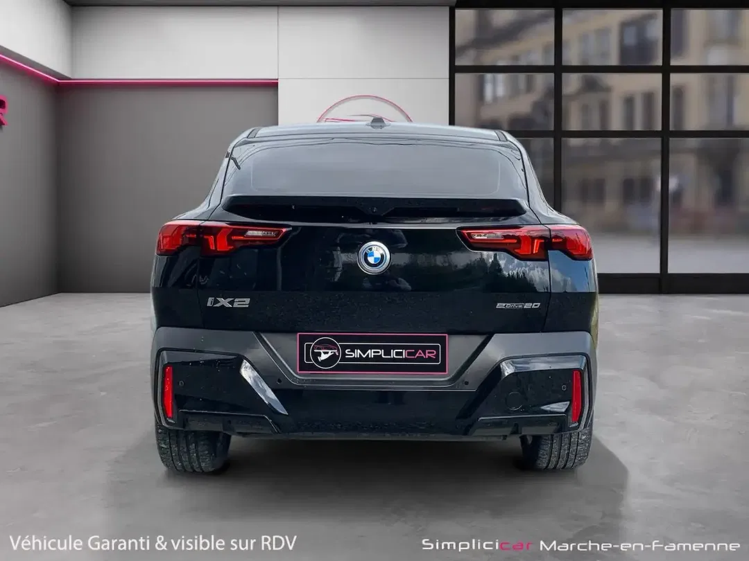 BMW iX2 eDrive - Thumbnail 4