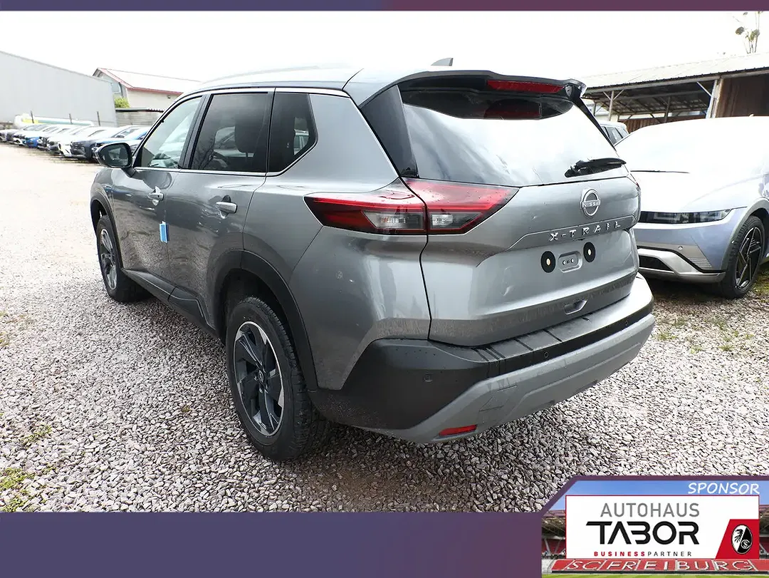 Nissan X-Trail N-Connecta - Thumbnail 4