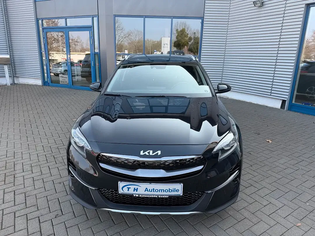 Kia XCeed PHEV Hybrid Vision - foto 2