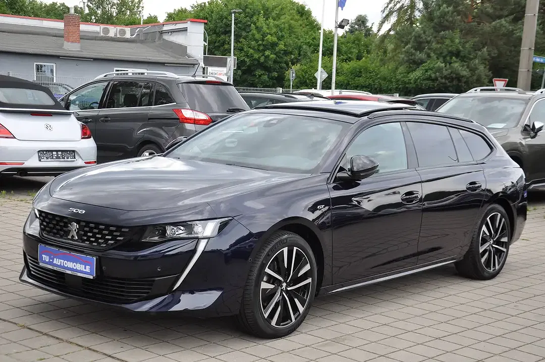 Peugeot 508 EAT8 GT SW - Thumbnail 3