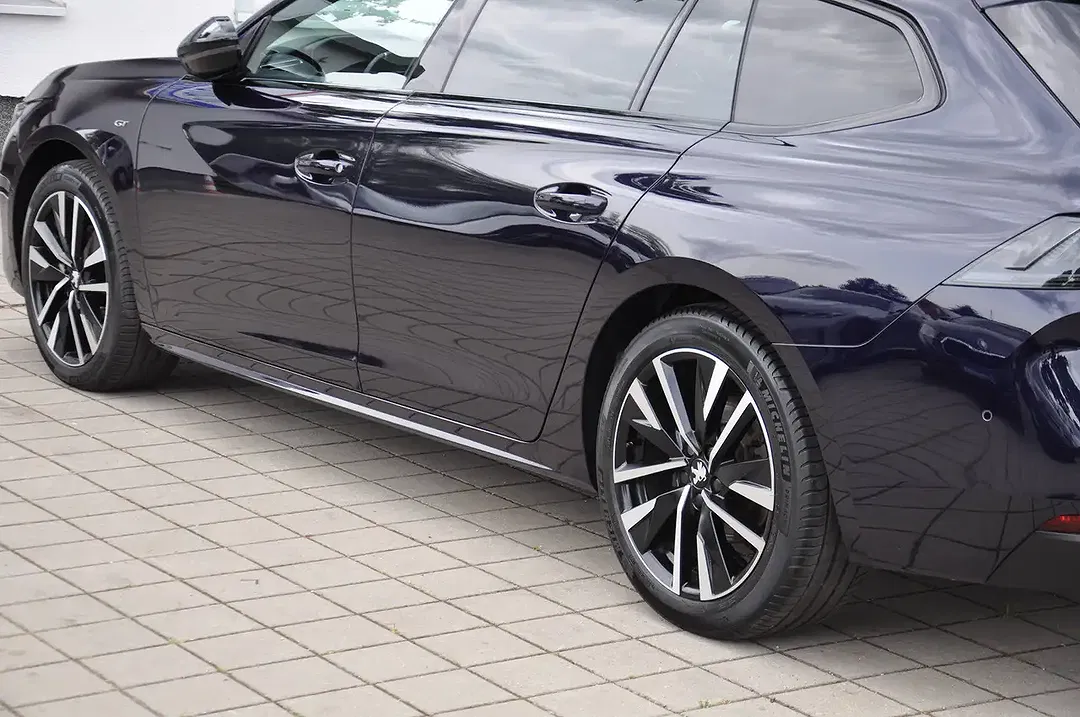 Peugeot 508 EAT8 GT SW - Thumbnail 6