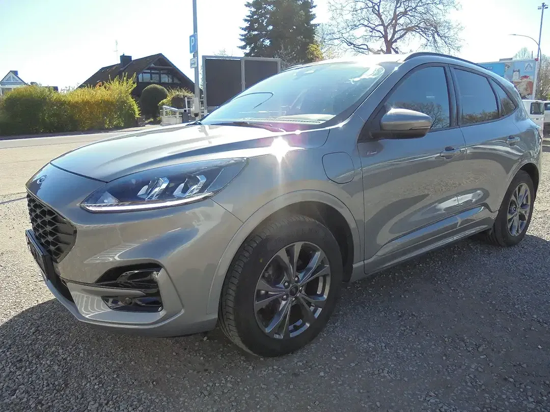 Ford Kuga 2.5 Hybrid PHEV ST-Line - foto 2