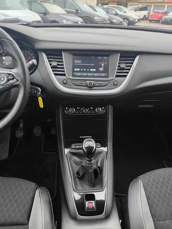 Opel Grandland X - Thumbnail 5