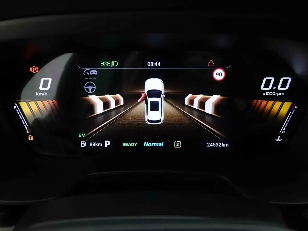 MG ZS Hybrid+ Luxury - Thumbnail 11