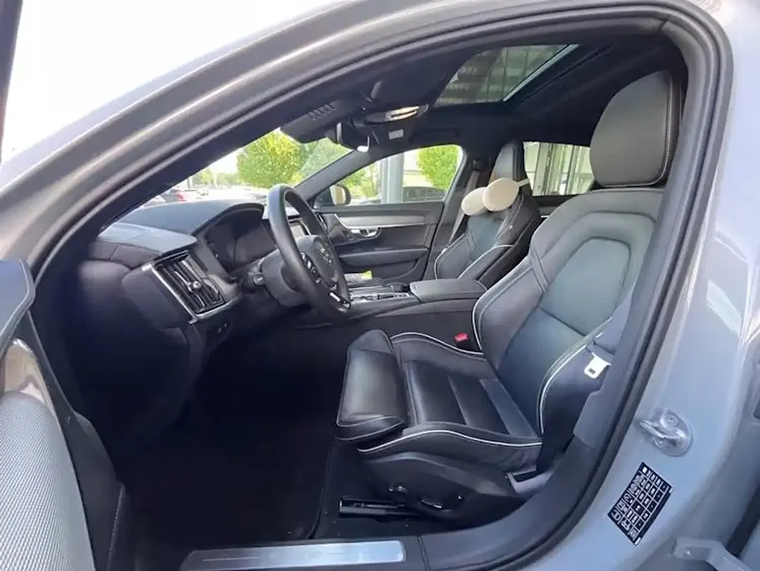 Volvo S90 T8 AWD Twin Engine - Thumbnail 7