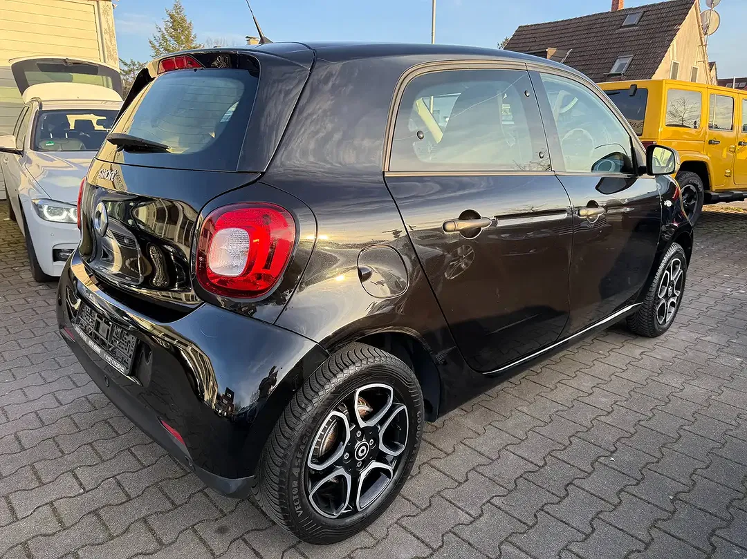 smart forFour - Thumbnail 4