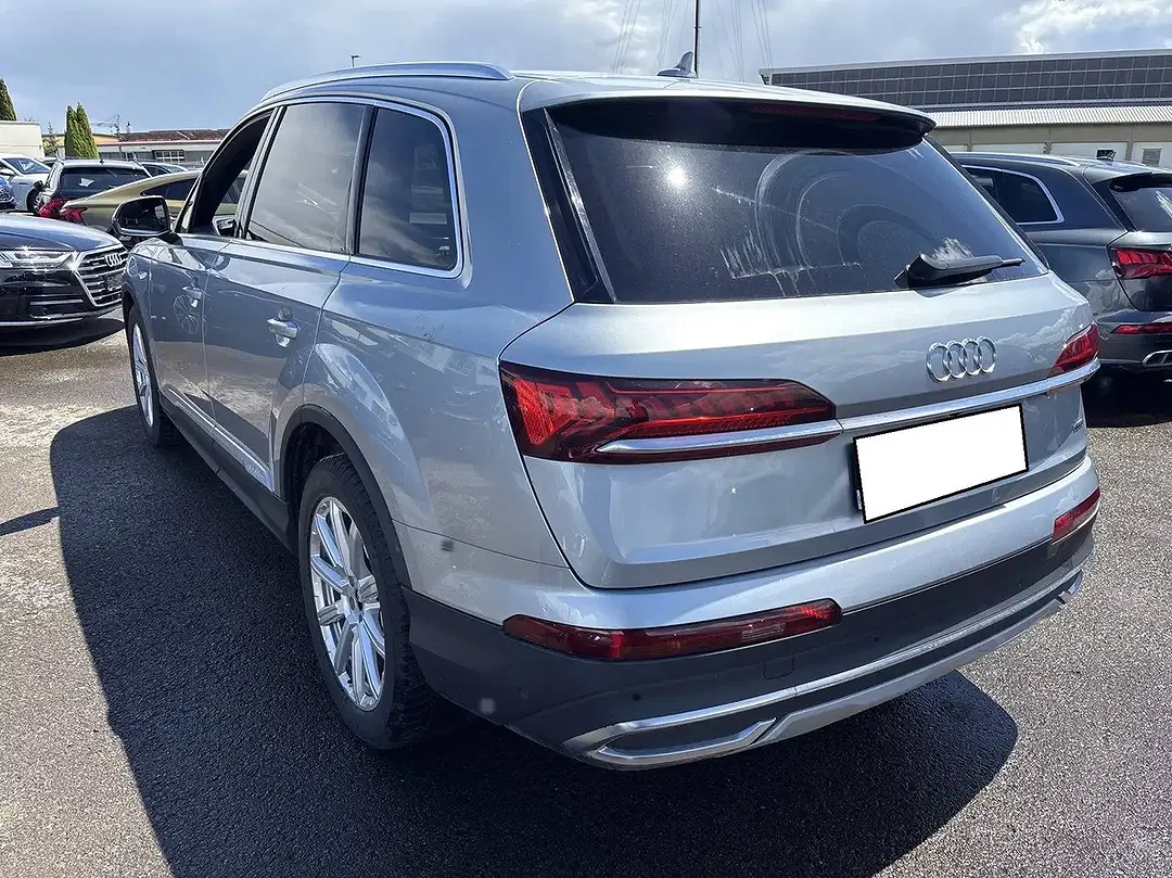 Audi Q7 55 TFSI quattro Base - Thumbnail 3
