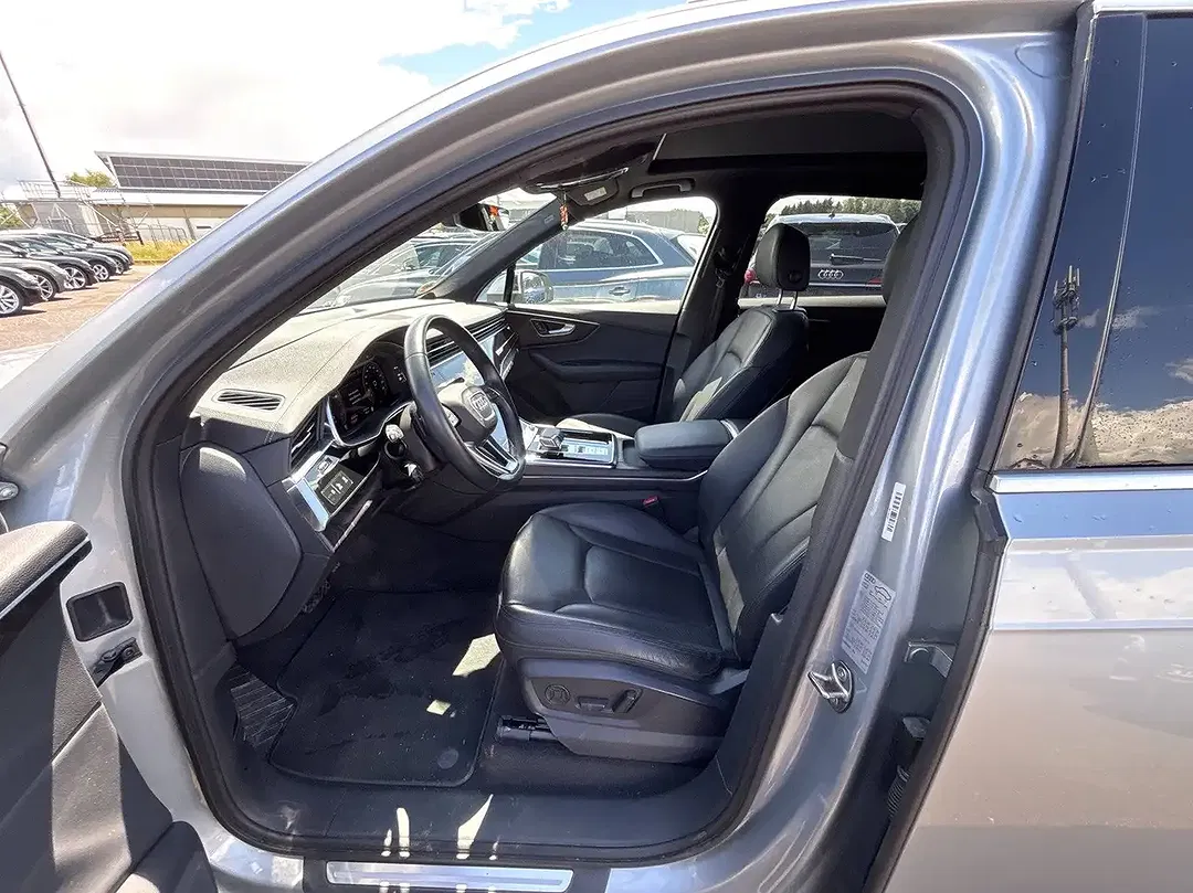 Audi Q7 55 TFSI quattro Base - Thumbnail 5