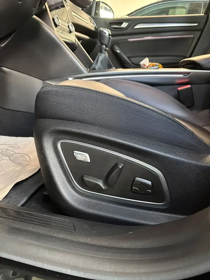 Renault Megane TCe Intens - foto 15