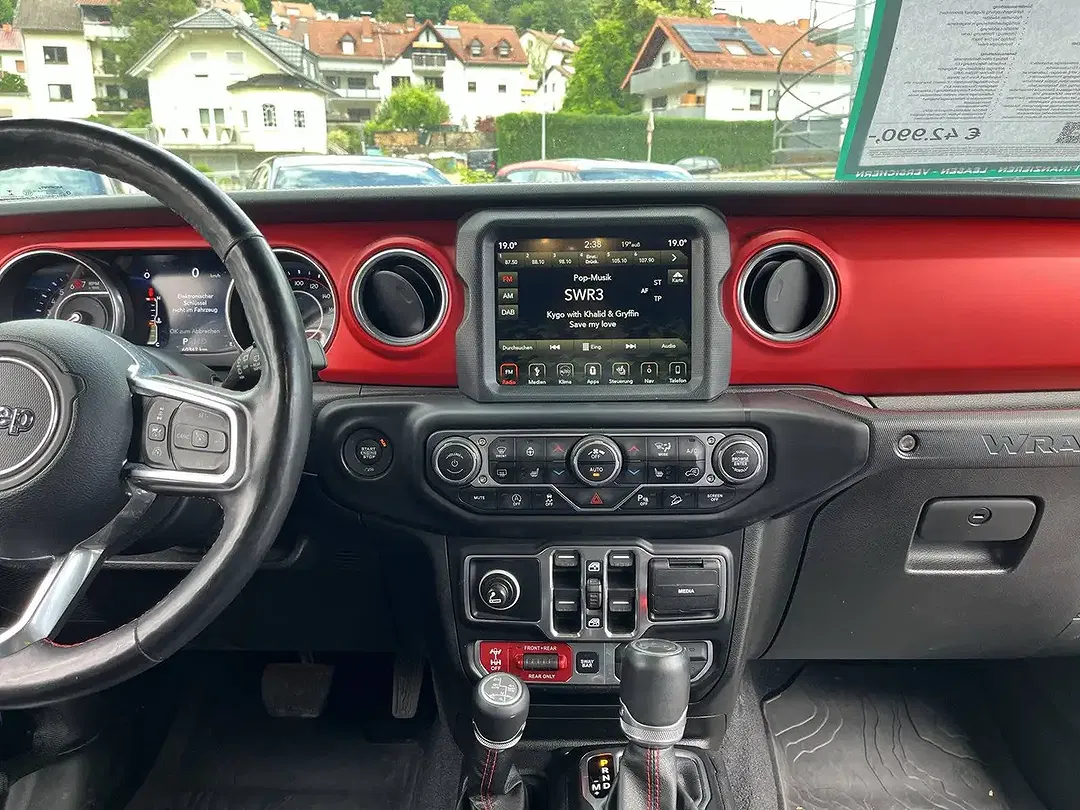Jeep Wrangler 2.0 T-GDI Unlimited Rubicon - Thumbnail 10