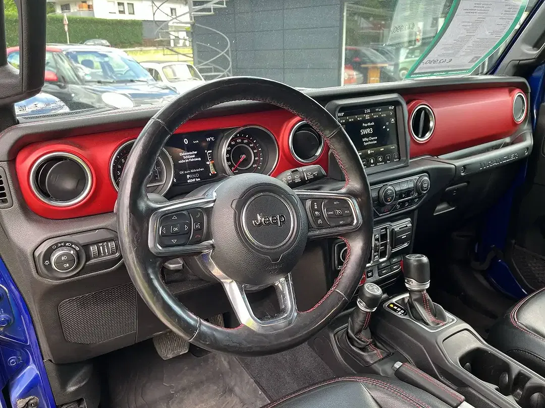 Jeep Wrangler 2.0 T-GDI Unlimited Rubicon - Thumbnail 4