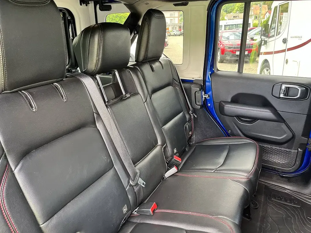 Jeep Wrangler 2.0 T-GDI Unlimited Rubicon - Thumbnail 5