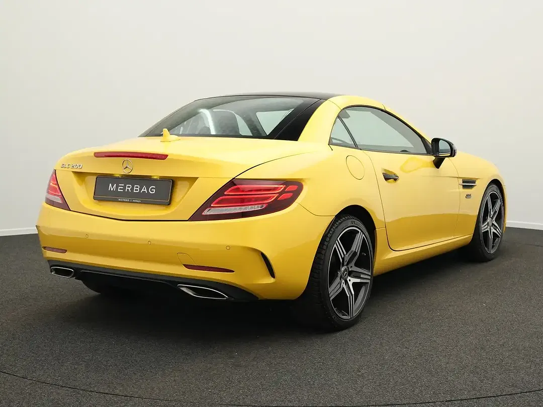 Mercedes-Benz SLC 200 AMG Line Final Edition - Thumbnail 3